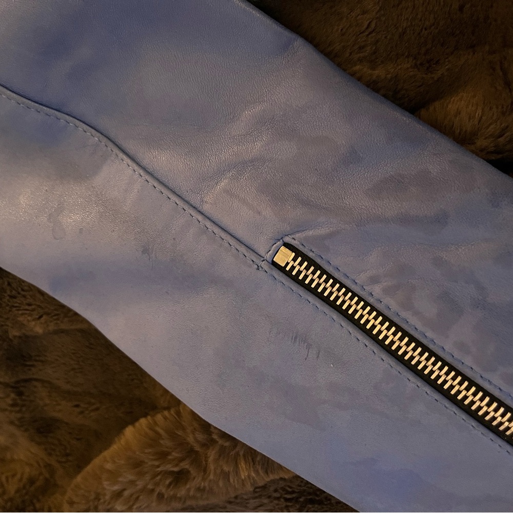 Elegant Sky Blue 100% Cuir Leather Jacket - Picture 11 of 13